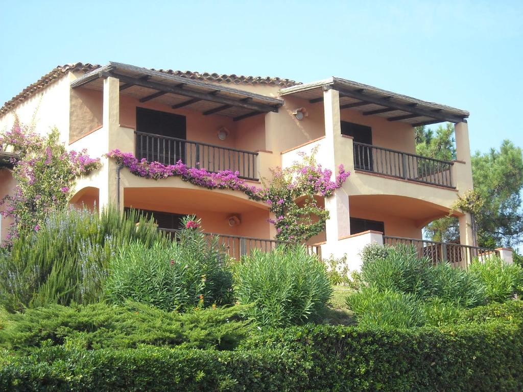 chrysalis bay apartment complex (2)